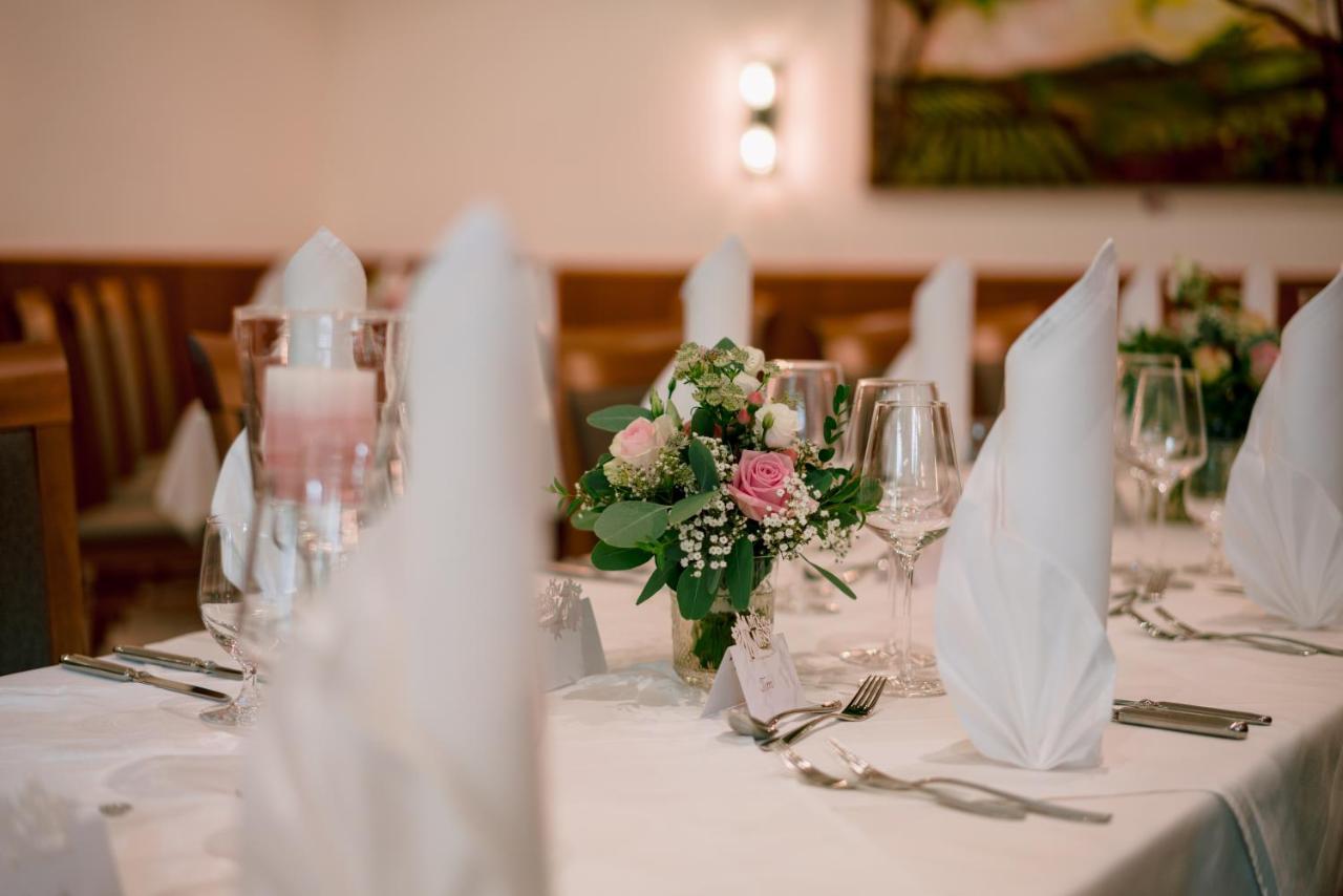 Gasthof-Restaurant Kollar Goebl Deutschlandsberg Bagian luar foto