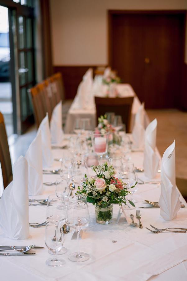 Gasthof-Restaurant Kollar Goebl Deutschlandsberg Bagian luar foto